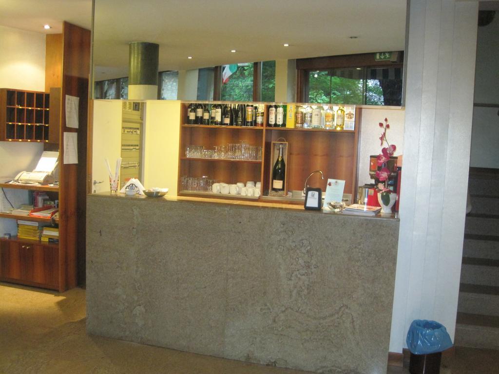 Albergo Villa & Roma Pallazzolo sullʼOglio المظهر الخارجي الصورة